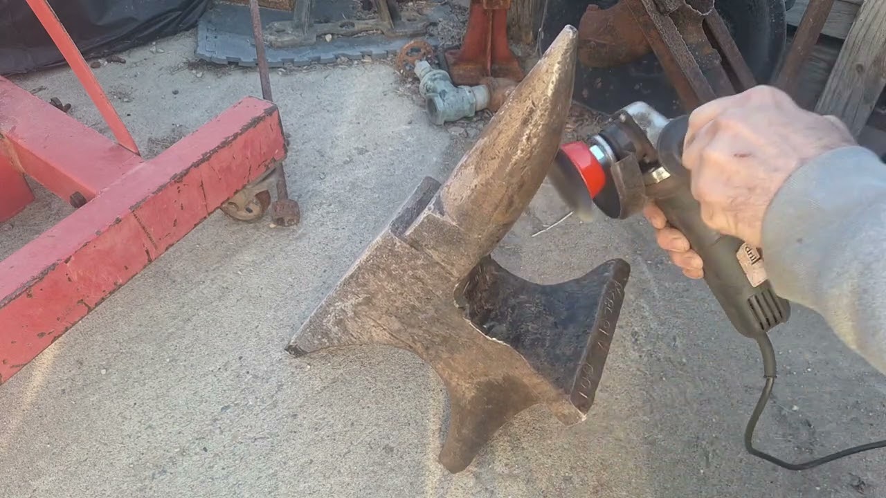 Let's clean up the 1918 100 pound Trenton anvil