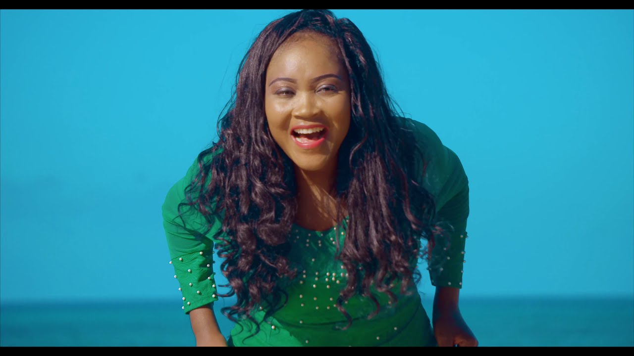 Joyness Kileo - Msikilize Mungu (Official Music Video)  @joynesskileo