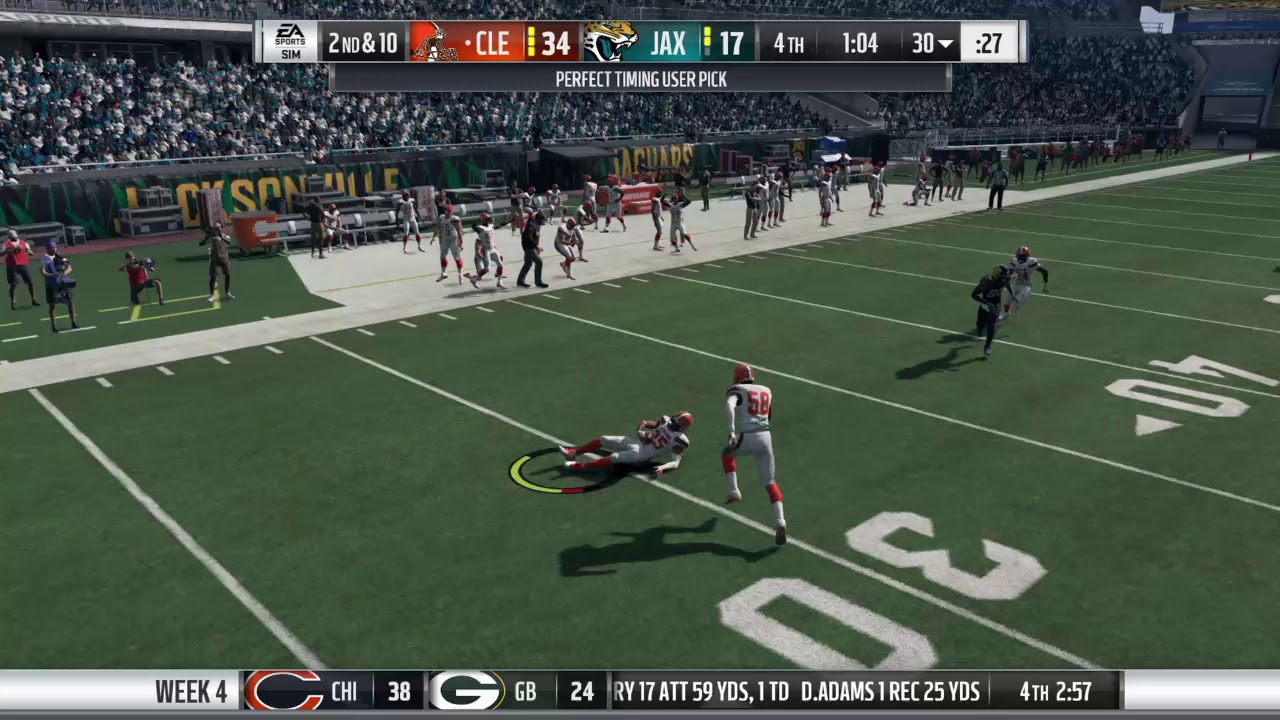 Madden NFL 18 diving interception