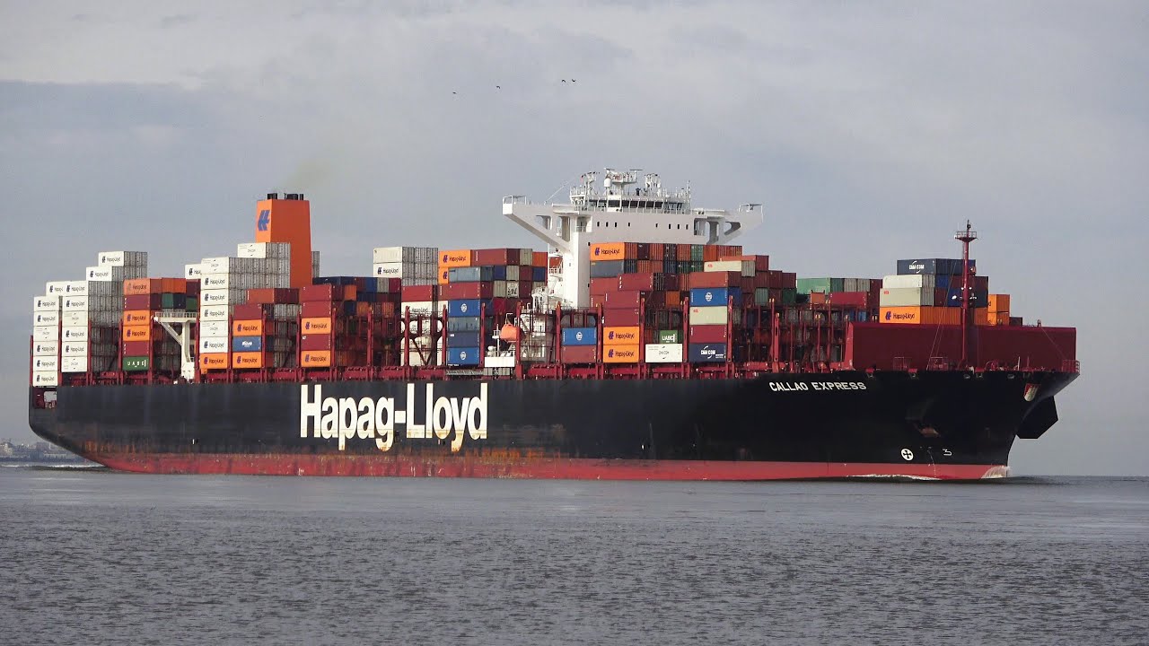 Containerschiffe Höhe Otterndorf Cuxhaven Altenbruch