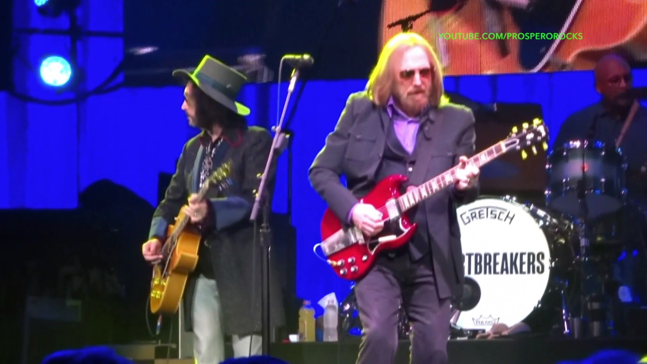 TOM PETTY & THE HEARTBREAKERS LIVE AT PRUDENTIAL CENTER NJ JUNE 2017