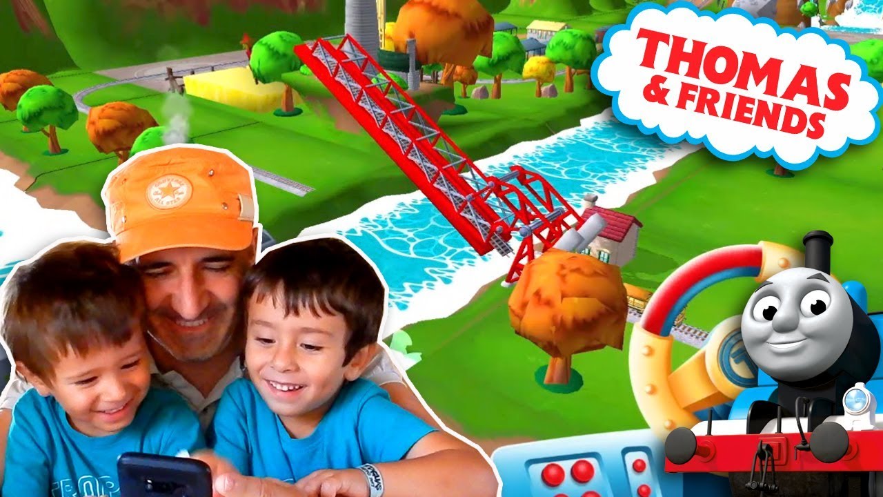 THOMAS AND FRIENDS  MAGICAL TRACKS VIAS MAGICAS EL TOBOGAN DE LA MONTAÑA ACUATICA!