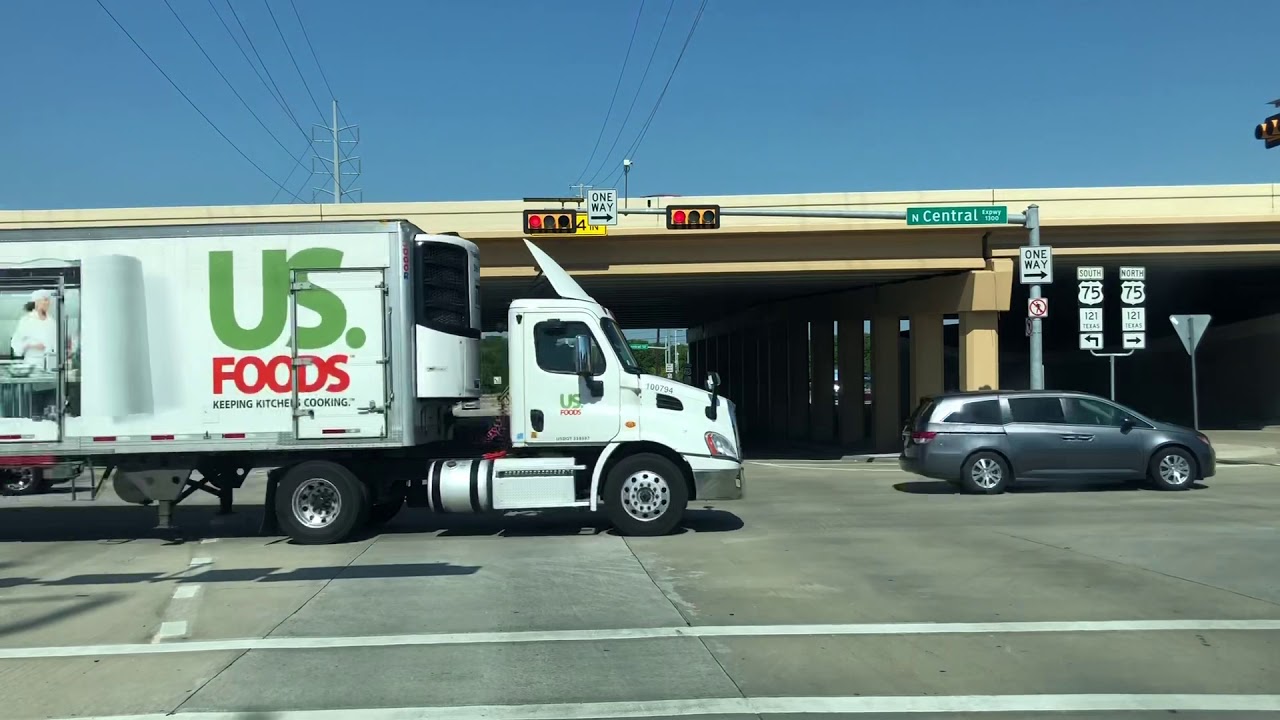 McKinney, Texas - Driving Around The Town