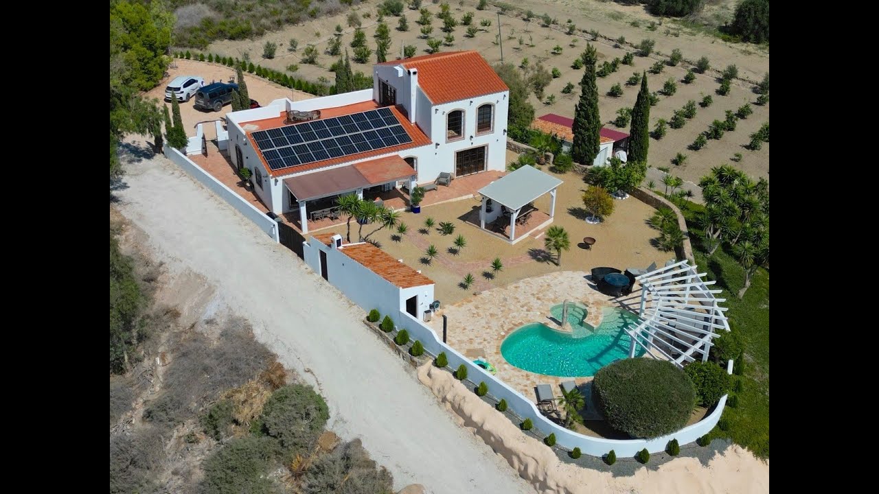 Spanish Property Choice Video Property Tour - Cortijo B2263, Los Lobos, Almeria, Spain. 399,995€