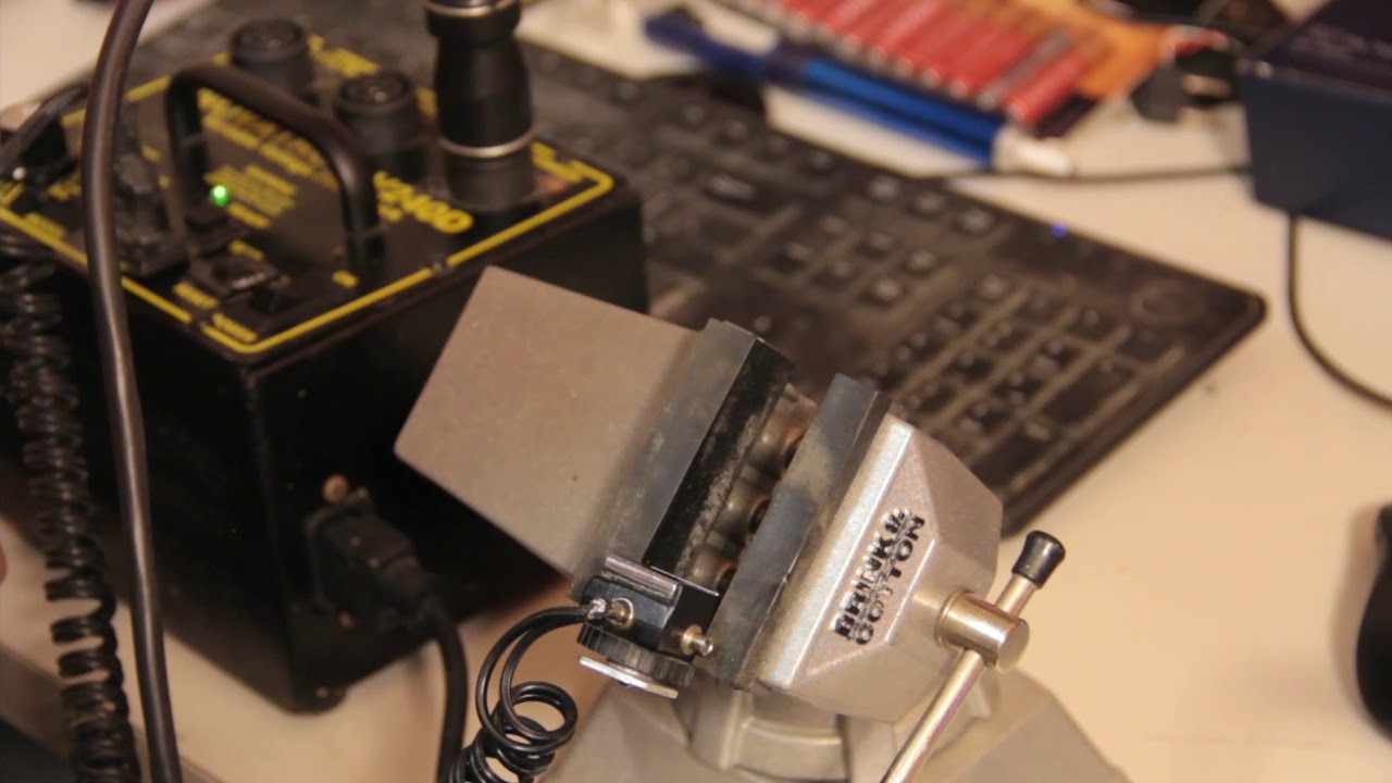 HOW I PUT TOGETHER a wireless studio flash remote