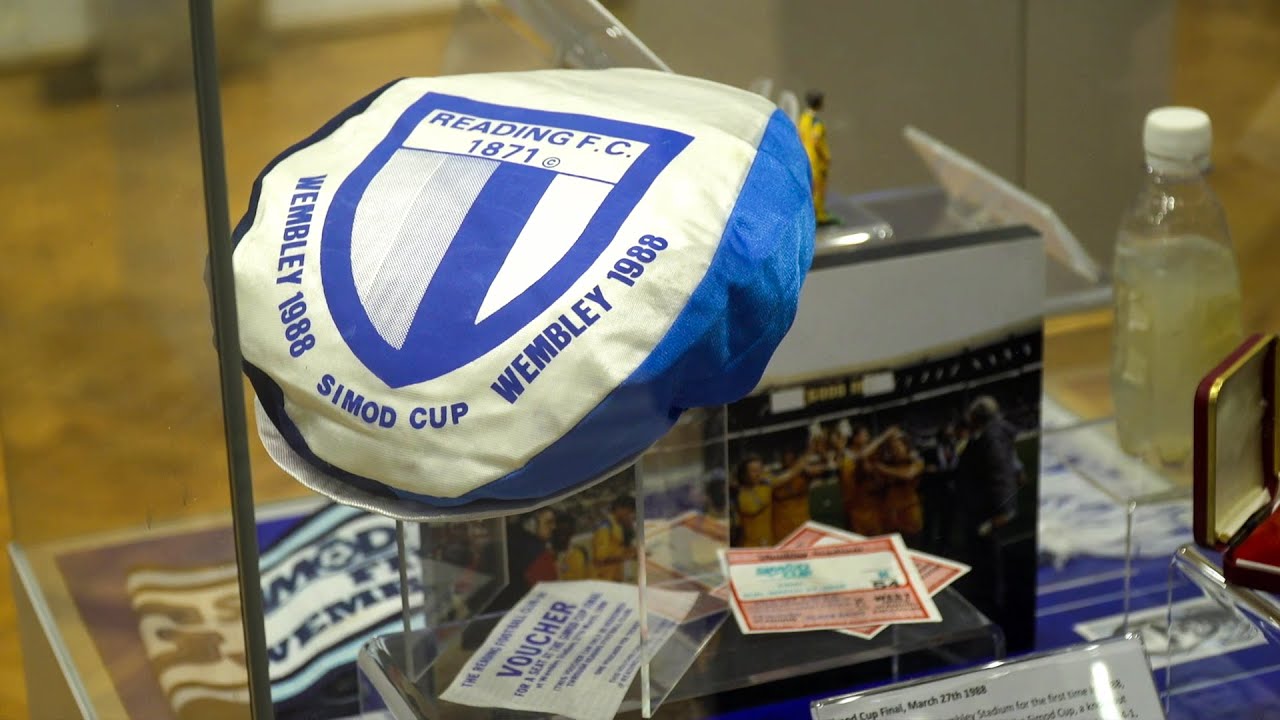 Luke Southwood & Michael Morrison visit 'Collected: 150 years of Reading FC'