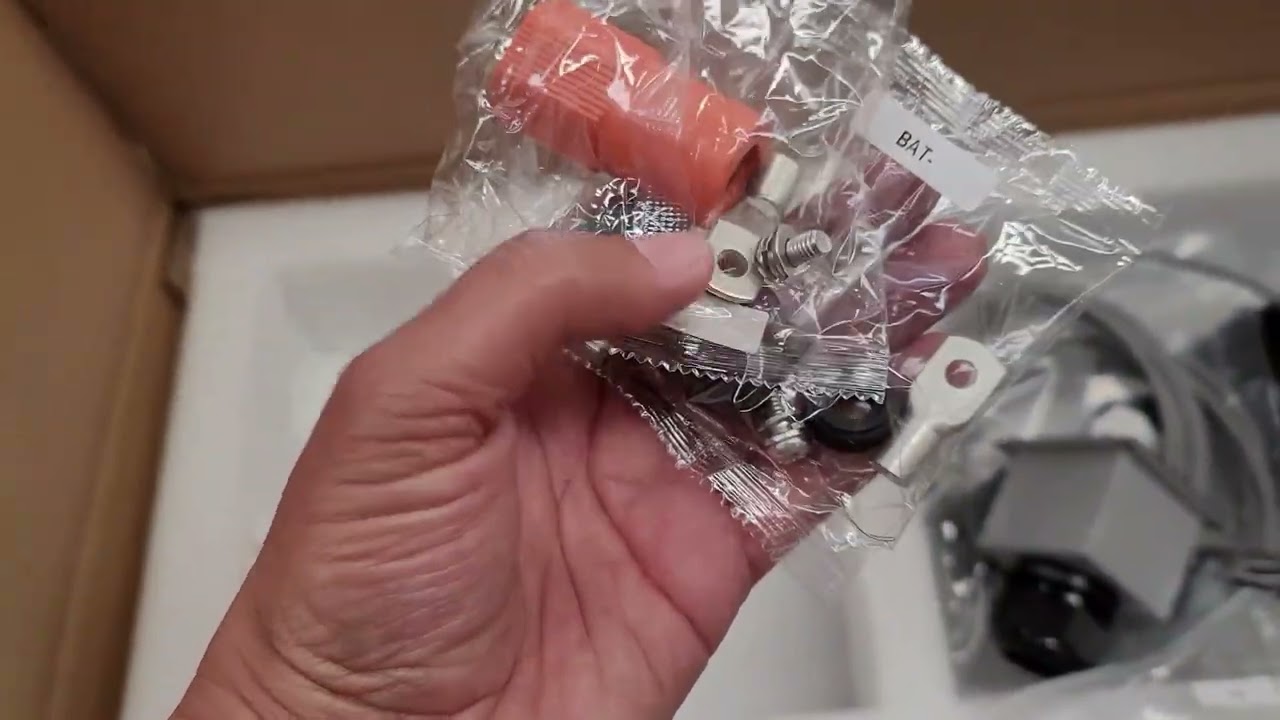 Luxpower LXP 5k unboxing intro