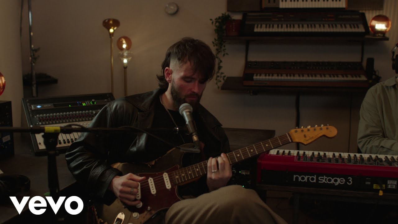Tim Gallagher - Nicotine Patch (Live Session)