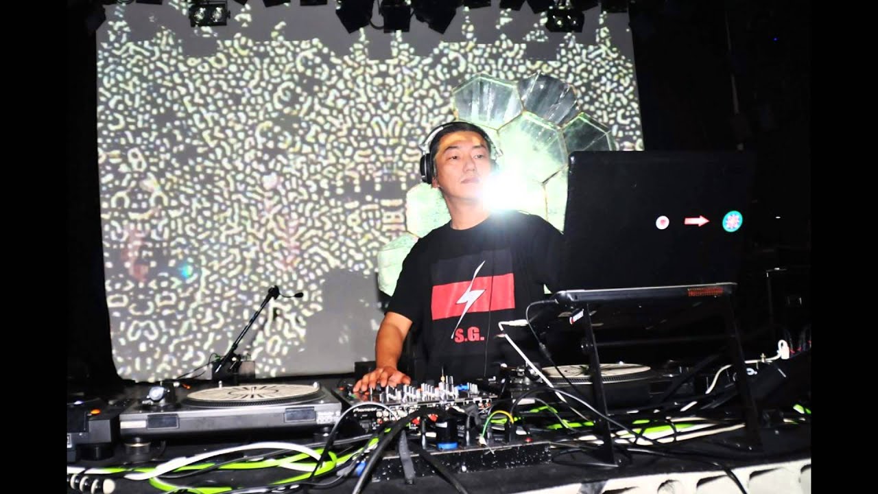 MASA - 2000 UNIT New Year's Party @ UNIT, Tokyo - 2011.12.31