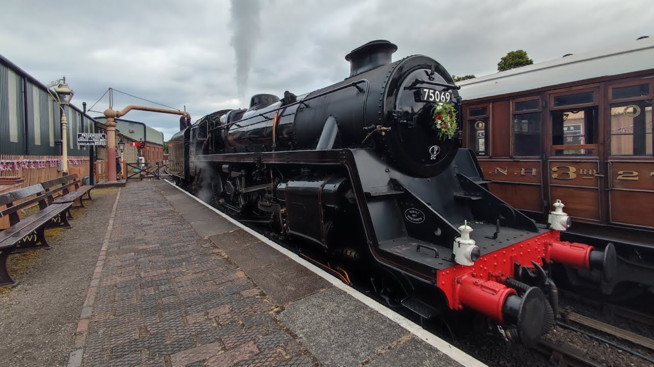 Bridgnorth SVR 40's weekend - Steam Trains are awesome!