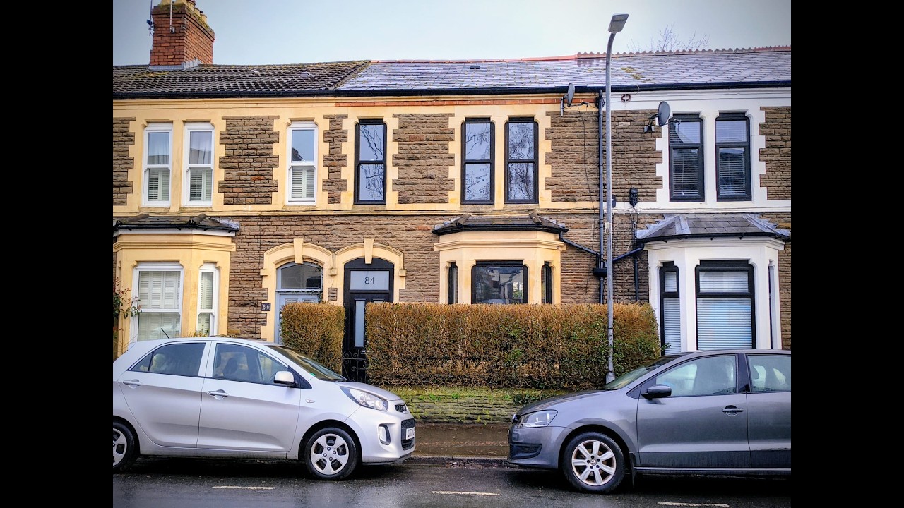 84 Llanfair Rd