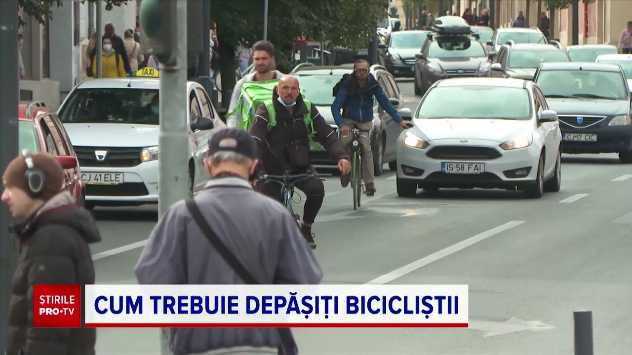 Poliția a modificat regulile după care şoferii trebuiau să depăşească bicicletele și trotinetele
