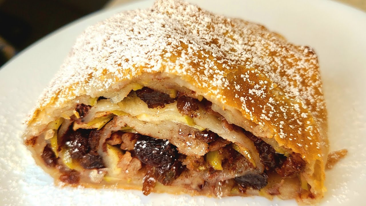 Apple strudel.Classic German Recipe.The recipe is very easy and quick. German dessert
