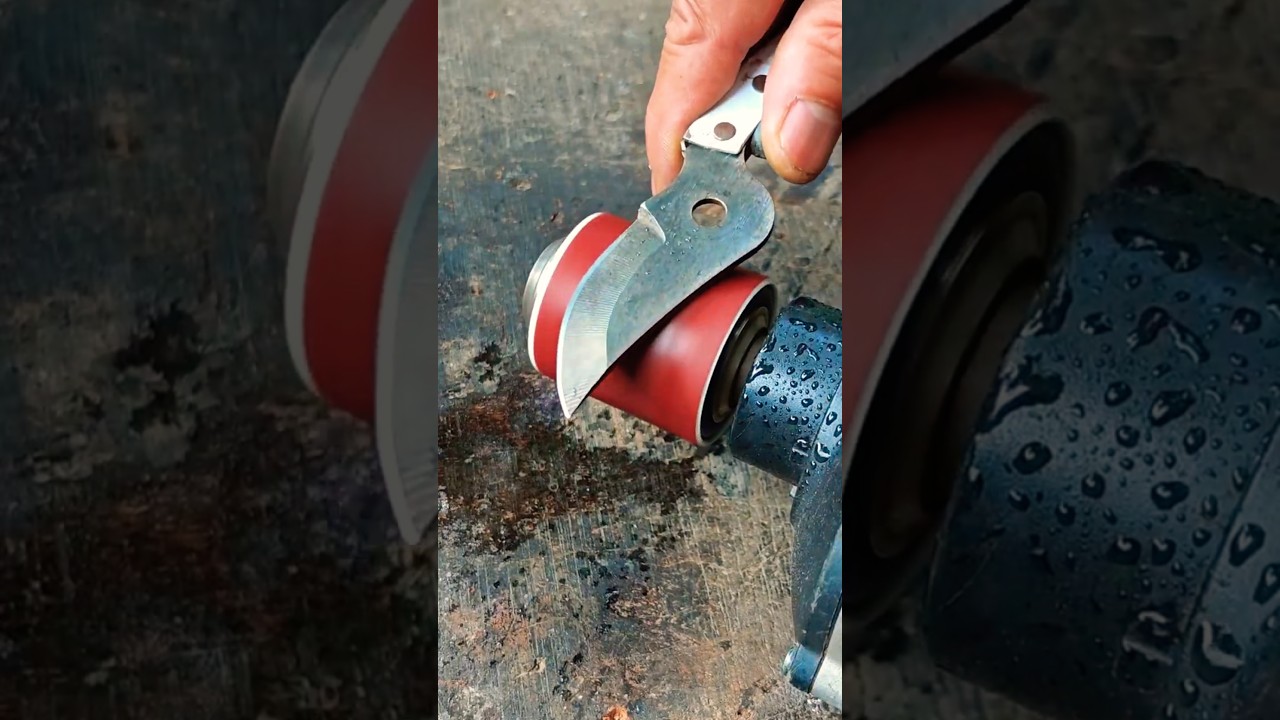 How to sharpen pruning scissors with tape is extremely effective! #shorts #sharpen #scissors #tape