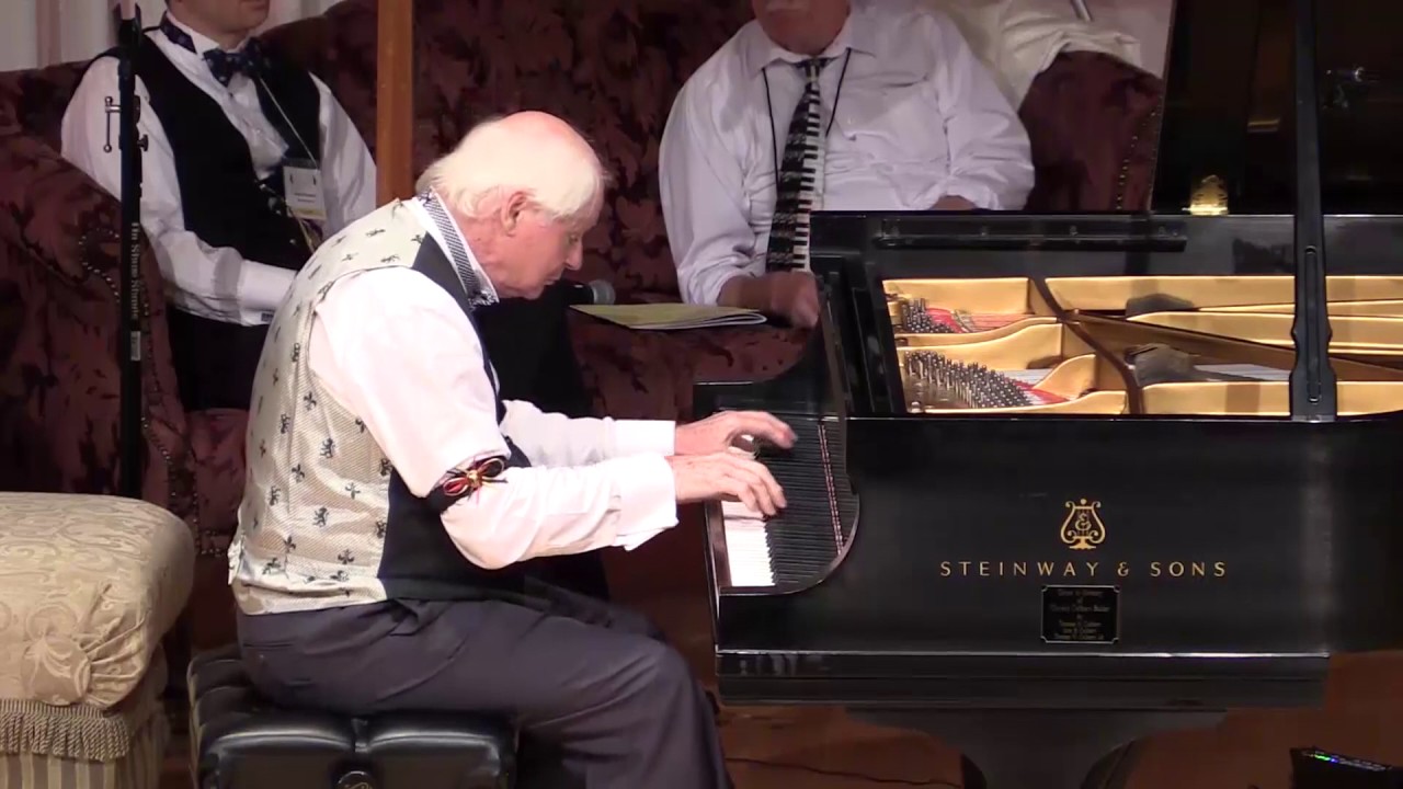 Monty Suffern performing 