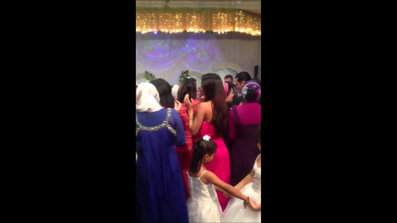 ساره في فرح نورا