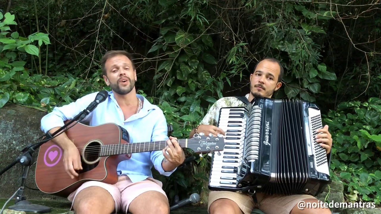 Krishna Gopala | Noite de Mantras |