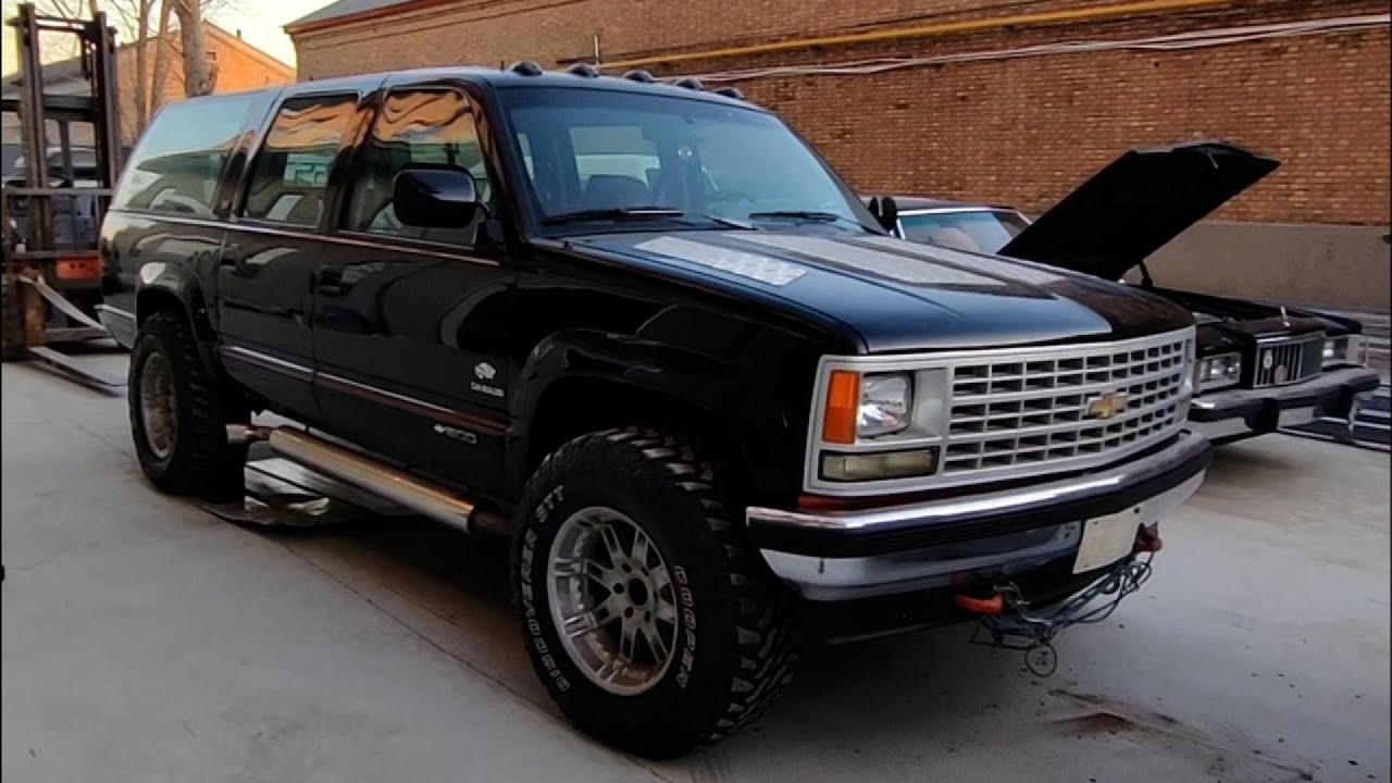 Restauración de un Chevrolet Suburban de los años 90 olvidado -   Restaurando un clásico de 1990
