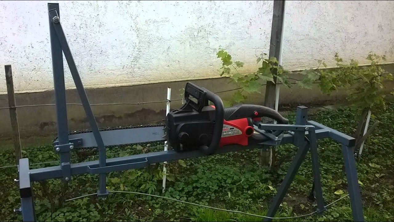 Tűzifa darabol&oacute; fűr&eacute;sz &aacute;llv&aacute;ny
