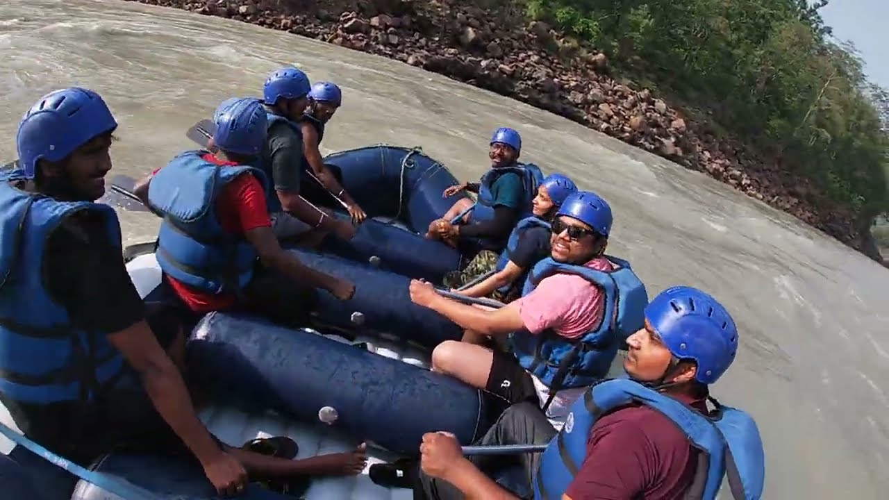 Rishikesh boat rafting 