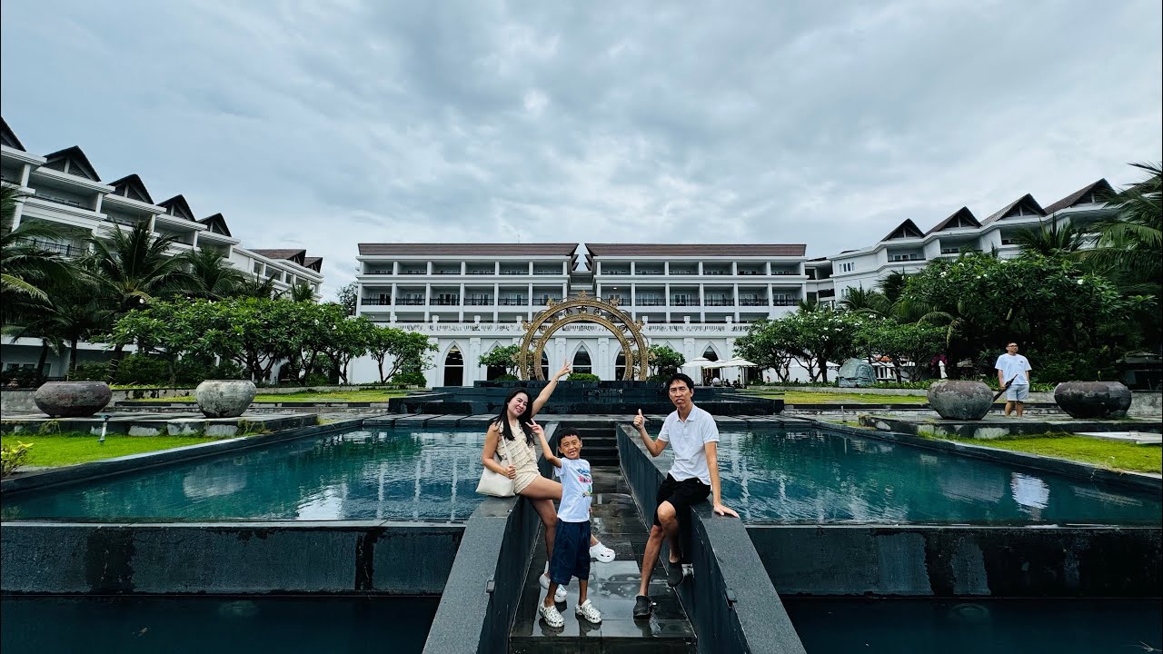 Mũi Né Bay Resort mệnh danh là một tòa lâu đài trắng nguy nga, tráng lệ ở thành phố biển Phan Thiết