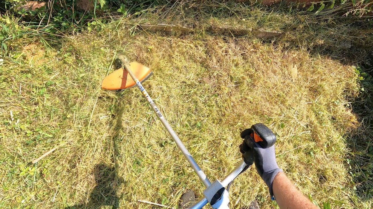 Débroussailleuse Thermique Stihl FS 130 @STIHL @STIHL USA