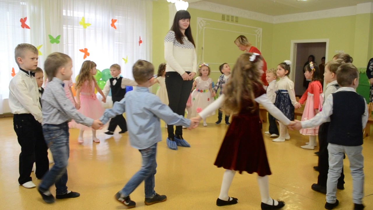 Веселая игра с мамами Узнай по голосу Утренник 8 Марта в детском саду