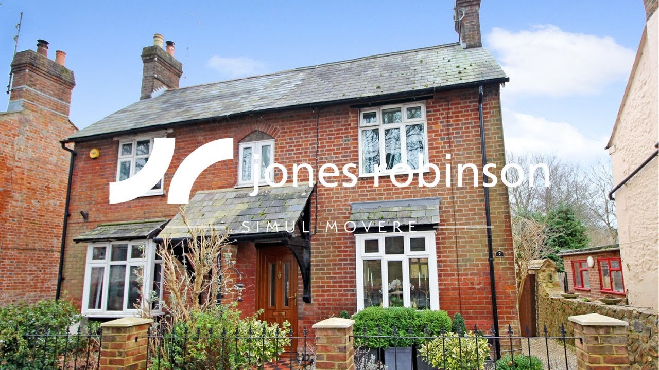 7 Baydon Road, Lambourn, Hungerford, Berkshire, RG17 8NU - FOR SALE - £310,000