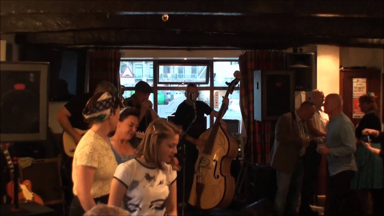 Black Cat Trio ''king bee'' @ The Barge Brighouse