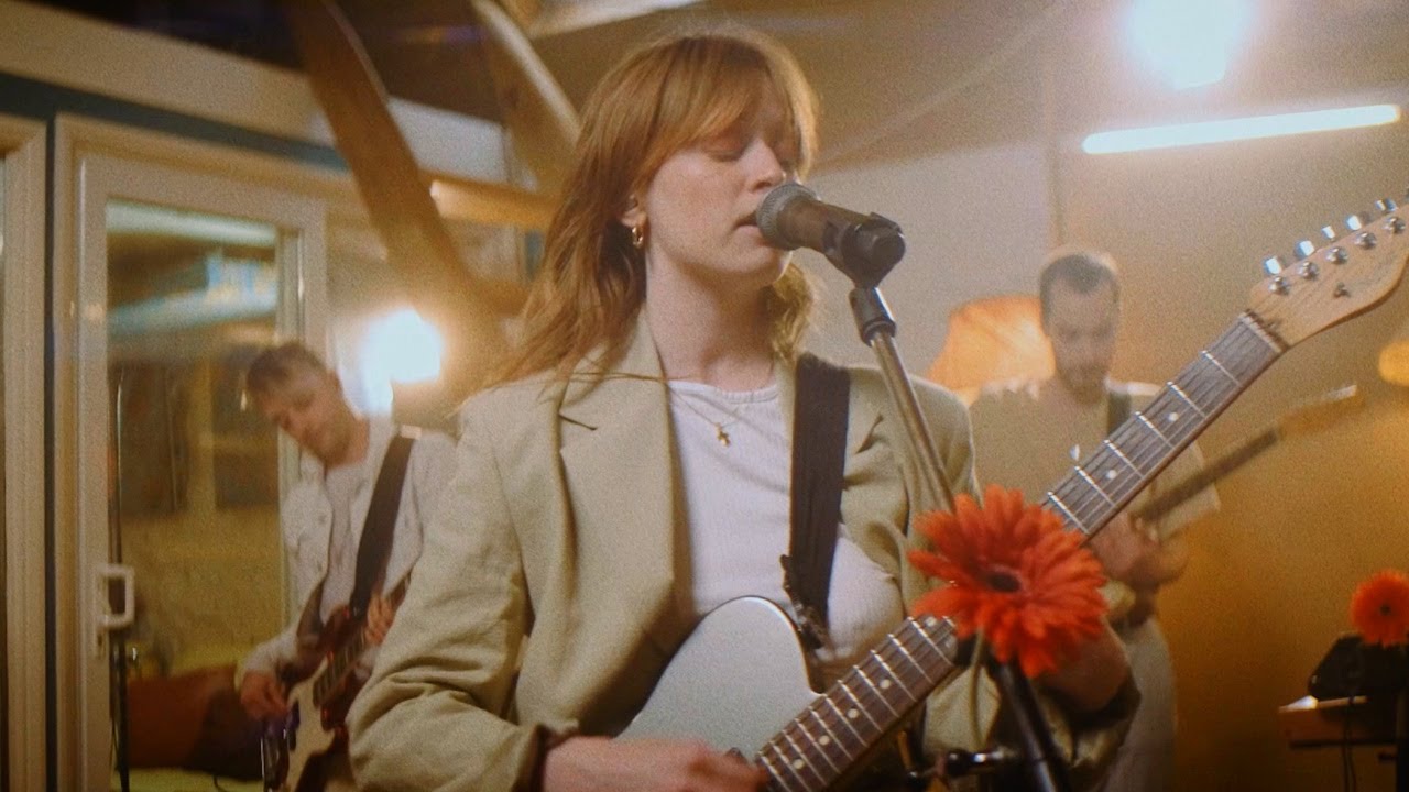 Orla Gartland - You're Not Special, Babe (live at Middle Farm Studios)