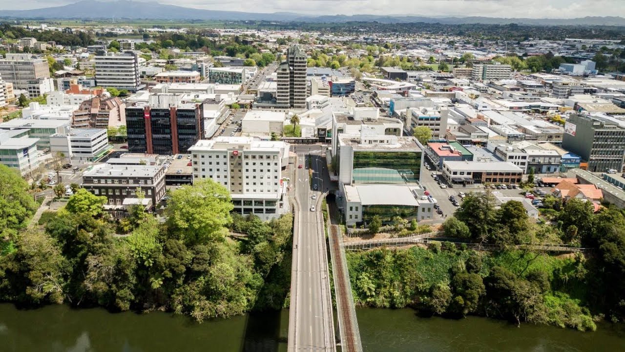 HAMILTON City, New Zealand Walk around CBD