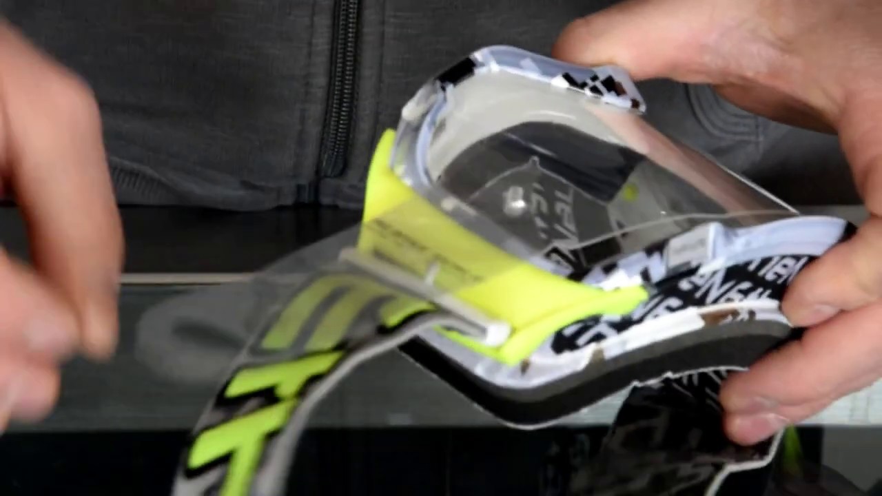 TUTORIAL COME POSIZIONARE LENTI TEAR OFF E MUD FLAP 06GP
