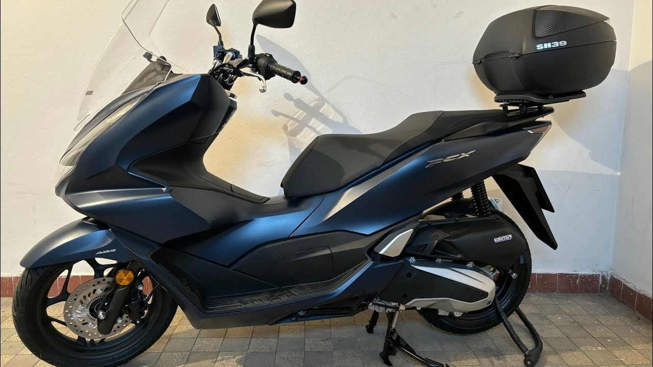 Honda PCX nabíjení USB-C