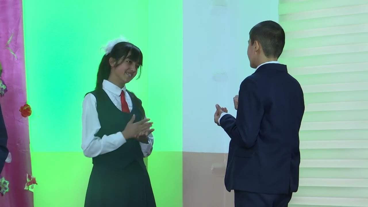 СУРУДИ НОШУНАВОЁН, СУХАН БО АНГУШТ