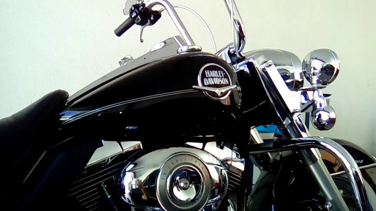 Harley Davidson Road King: trocas de óleo e filtro do motor, óleo da primária e do câmbio