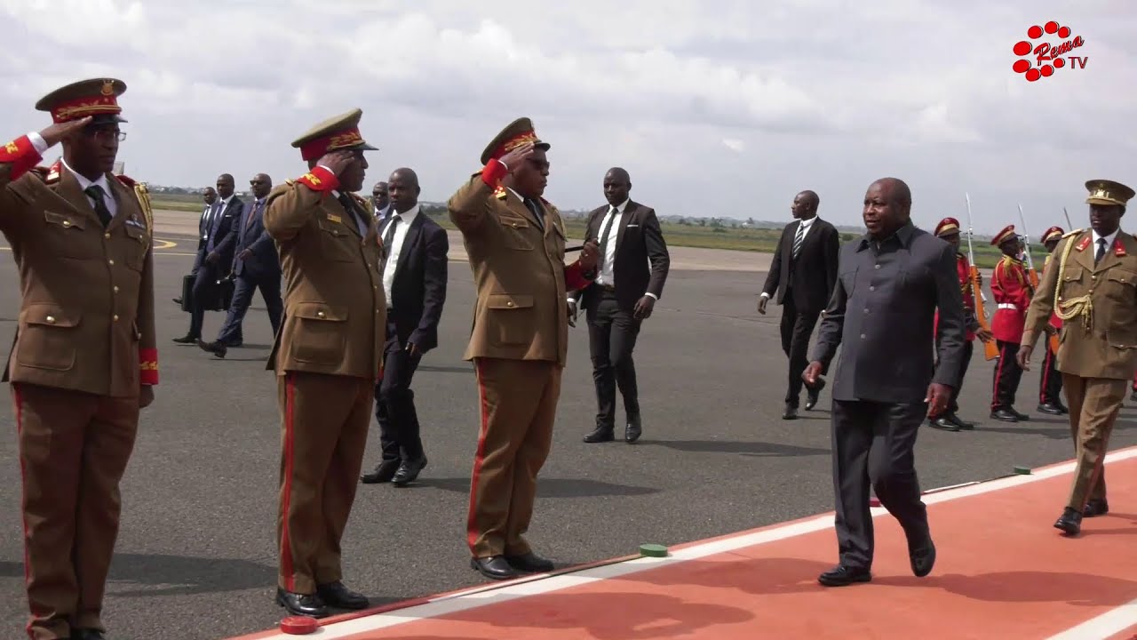 S.E Evariste NDAYISHIMIYE est revenu  ce Samedi de son voyage qu'il avait mené à Washington DC.