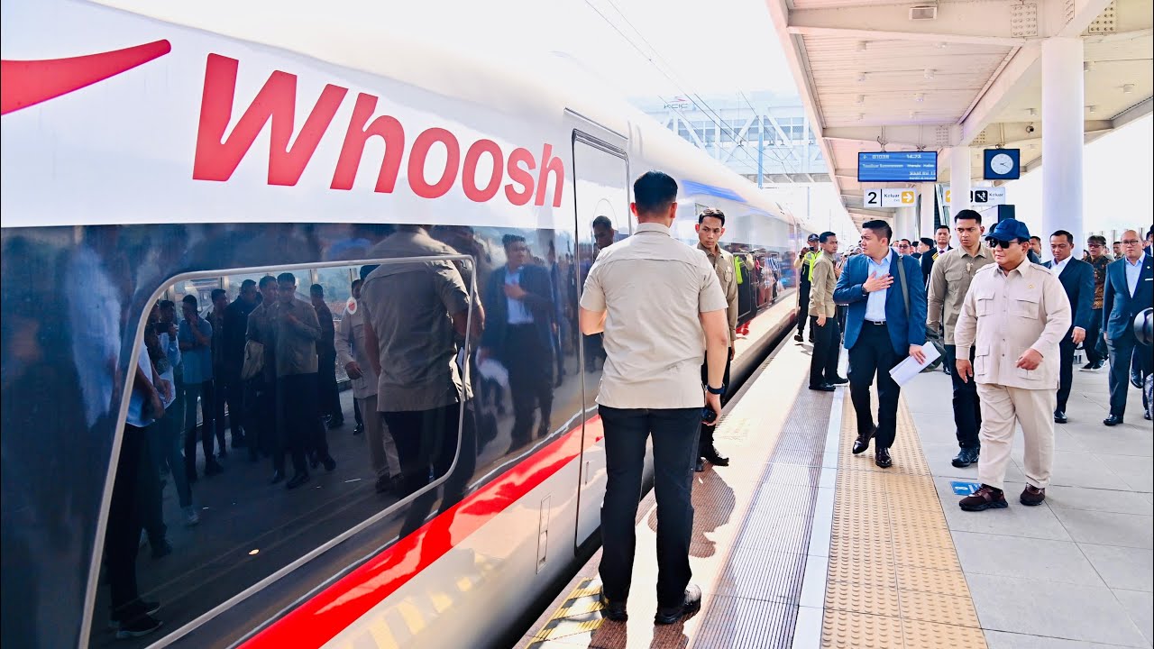 Presiden Prabowo Kembali Menuju Jakarta dengan Whoosh, Kab. Bandung Barat, 7 Agustus 2025