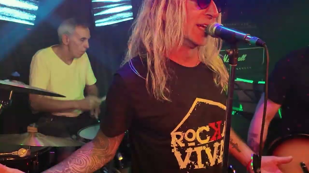 Un gato en la Ciudad  - Rockas Vivas - (Cover Miguel Mateos)