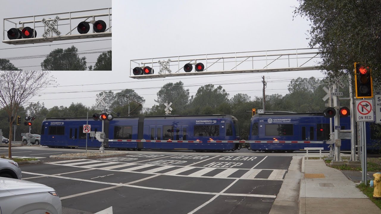 Glenn Dr. Railroad Crossing - SacRT Light Rails | Folsom CA | Defective LED Insert Dimming