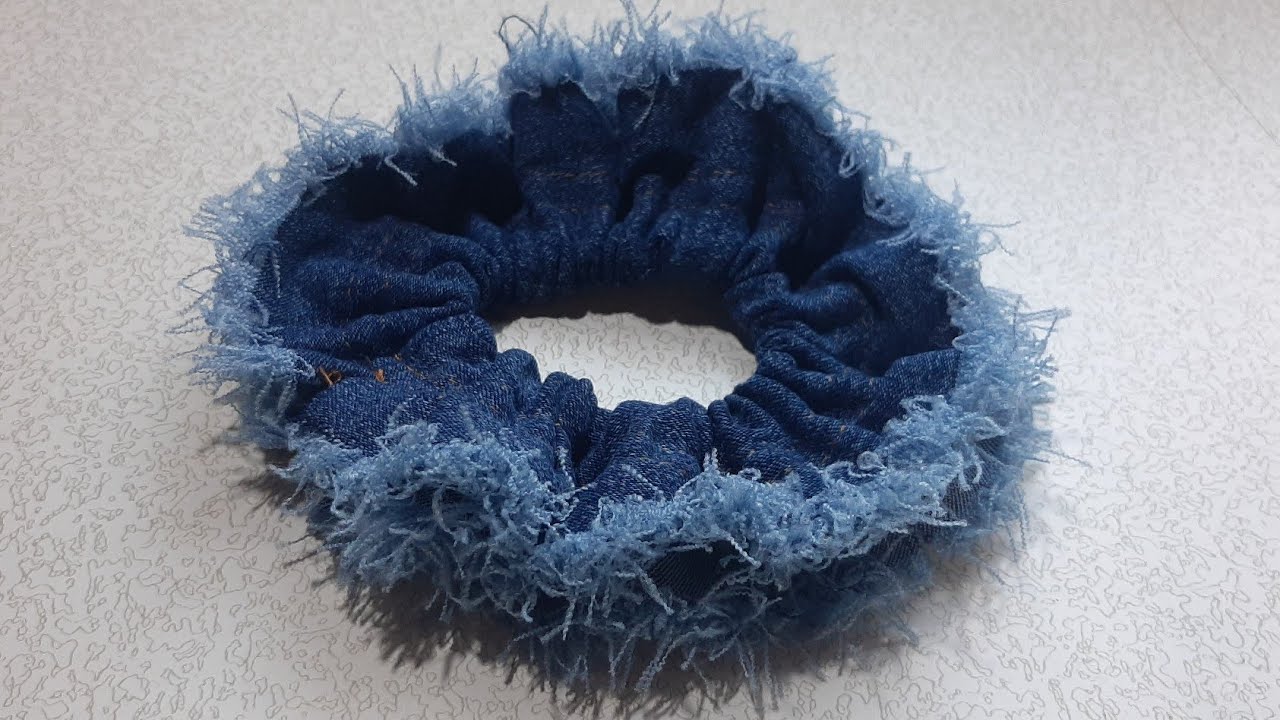 Coletero o scrunchies de retazos de jeans con flecos👌