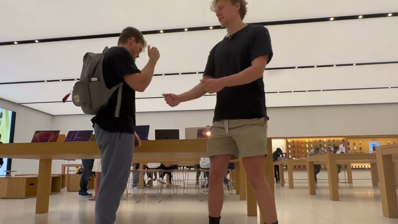 Making A Beat Inside The Apple Store