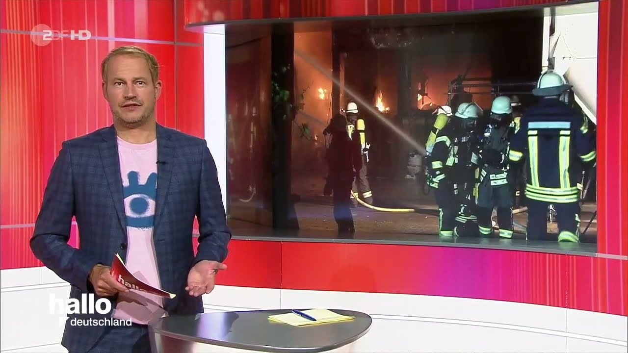 Scheunenbrand in Flieden-R&uuml;ckers - Sachschaden wird auf mehrere Hunderttausend Euro gesch&auml;tzt