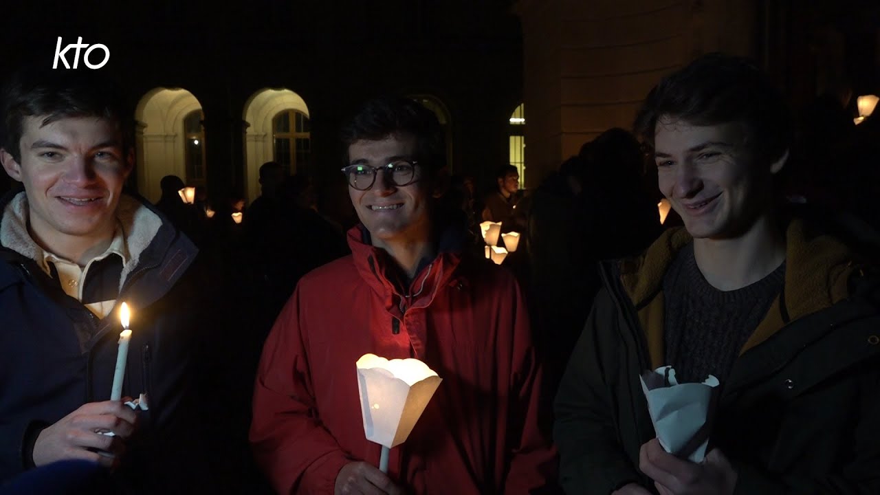 Marche aux flambeaux pour les vocations avec le saint Curé d'Ars