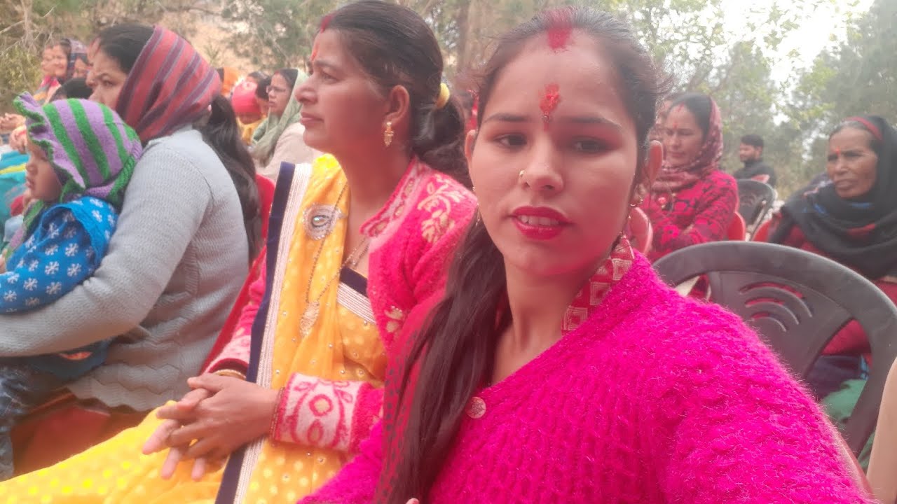 सरस्वती शिशु मंदिर स्कूल में बाल मेला मा भजन#👌👌👌👌👌❤️❤️❤️🥰🥰 महिलाओं द्वारा# पहाड़ी कल्चर# लॉन्ग 
