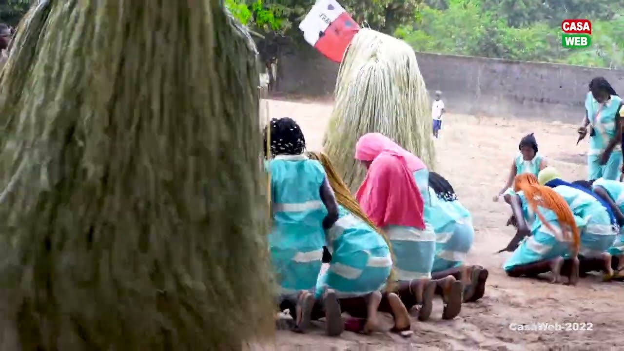 THIONCK ESSYL KAMANAR, DANSE DU COUMPO