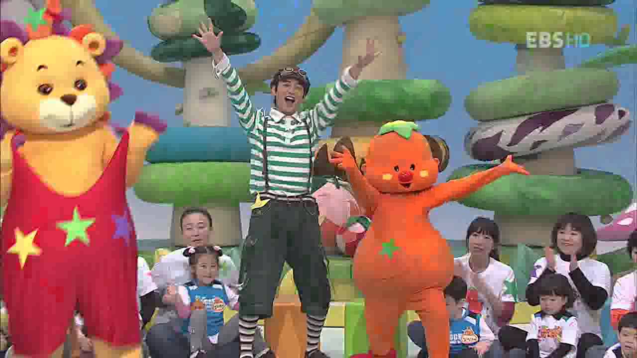 방귀대장 뿡뿡이 - Farting King Pung Pung_엄마 아빠랑 레슬링 놀이_#002