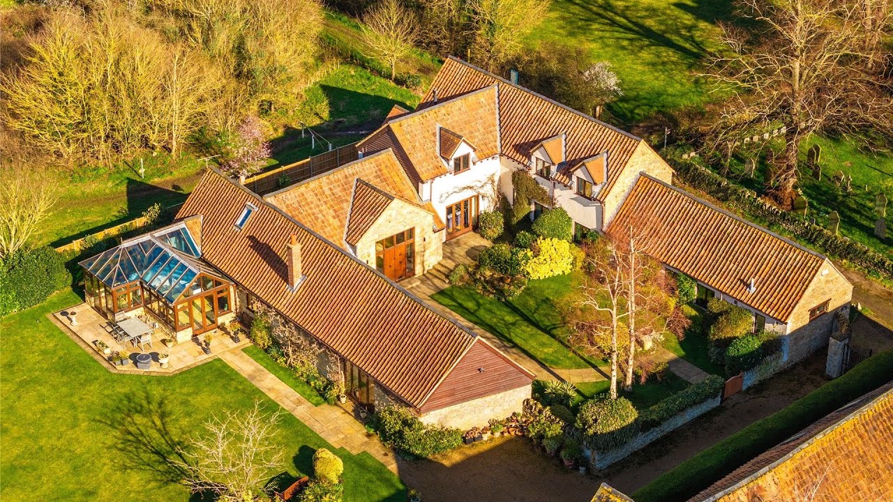 Church Barn House | Biddenham, Bedfordshire