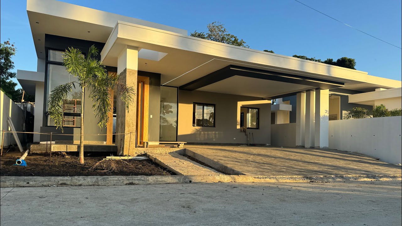 CASA DE VENTA EN SANTIAGO DE LOS CABALLEROS REPÚBLICA DOMINICANA 🇩🇴 UNA CASA MUY MODERNA.