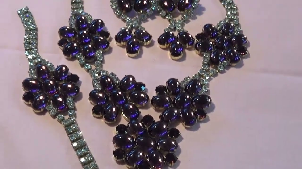 Spectacular Gifts from Dana - Killer Queen Vintage