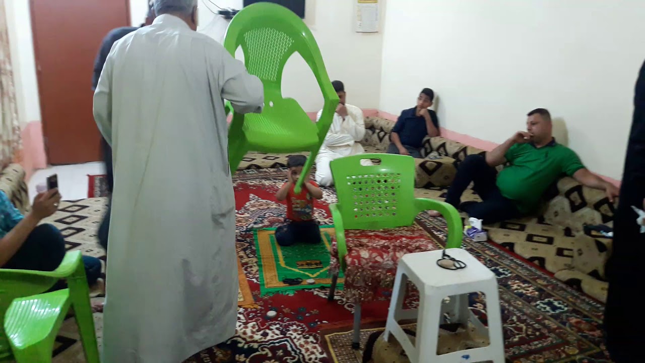 الأذان الشيعي الحاج عامر الكاظمي أذان في بيت القارئ مرتضى العميري
